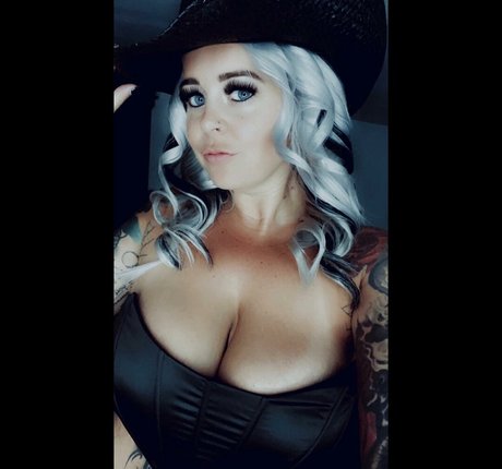 Nacktes geleaktes OnlyFans-Foto von Nikki N9ne