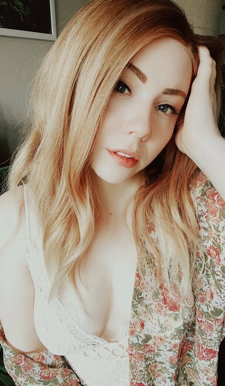 Nacktes geleaktes OnlyFans-Foto von Catscosplays