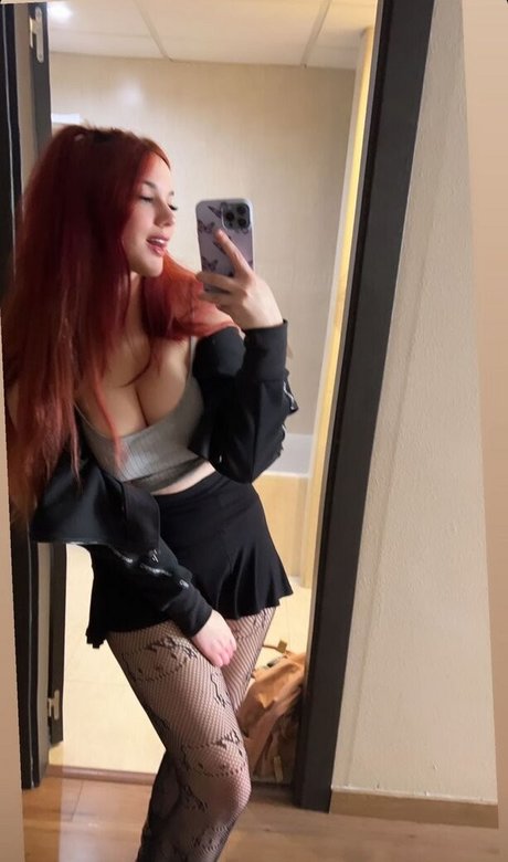 Nacktes geleaktes OnlyFans-Foto von Zeling