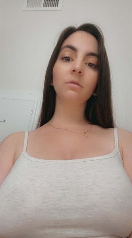 Nacktes geleaktes OnlyFans-Foto von Milkymay