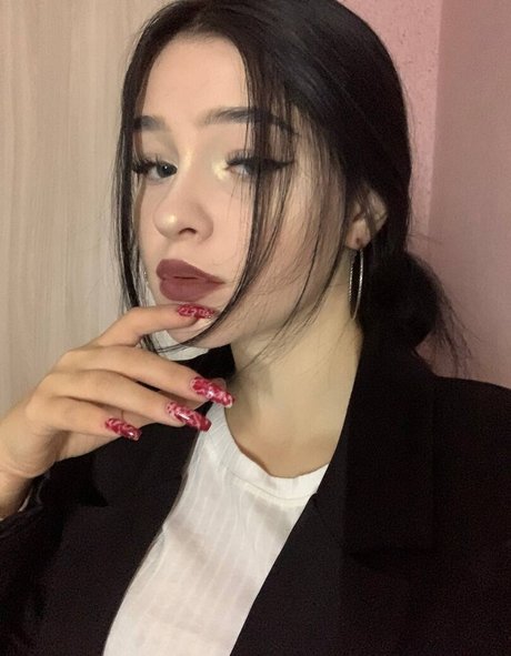 Nacktes geleaktes OnlyFans-Foto von Shalapayyka