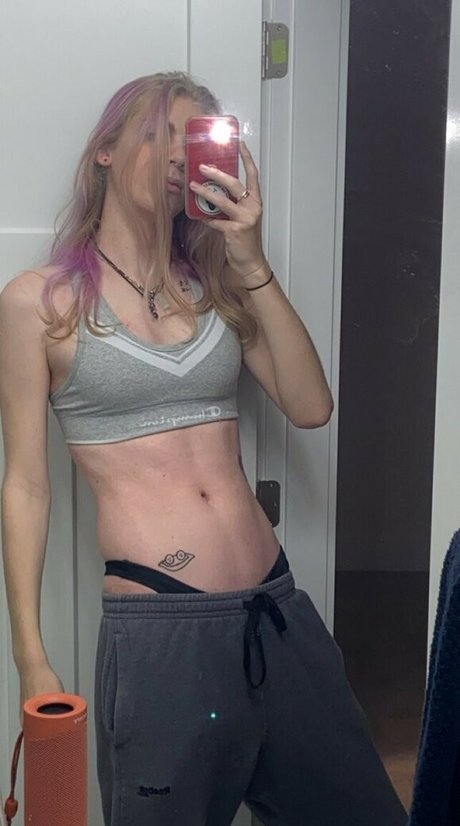 Nacktes geleaktes OnlyFans-Foto von Laced Up Lace