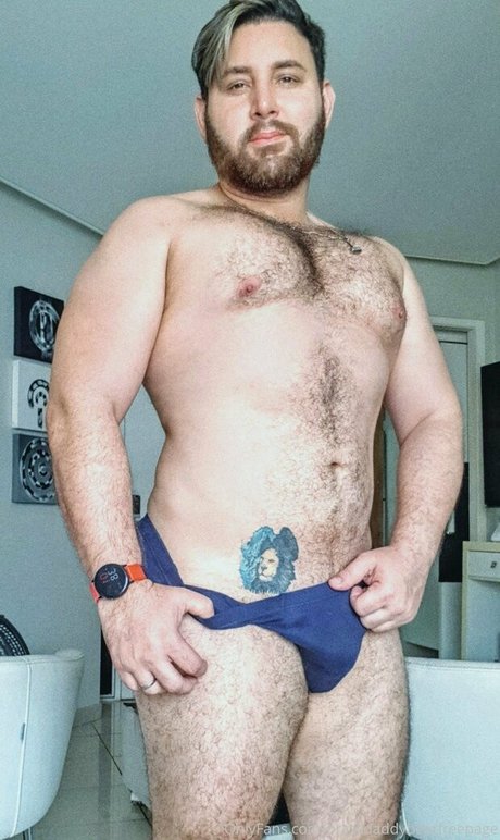 Nacktes geleaktes OnlyFans-Foto von Brazildaddybearfreepage