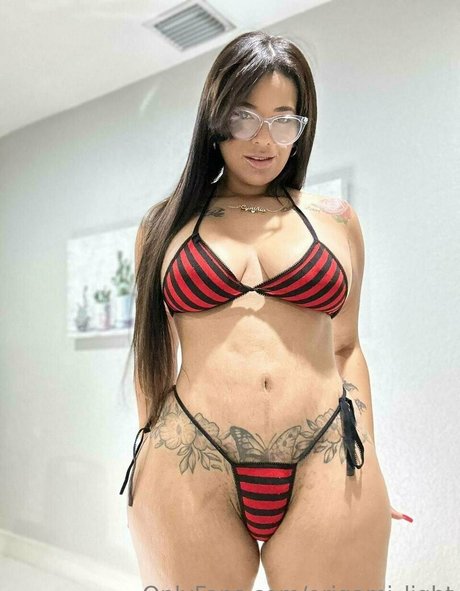 Nacktes geleaktes OnlyFans-Foto von Origamilight