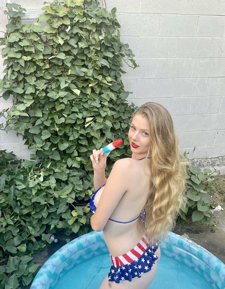 Nacktes geleaktes OnlyFans-Foto von Pixievictoria