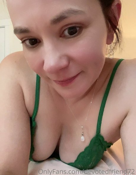 Nacktes geleaktes OnlyFans-Foto von Devotedfriend72