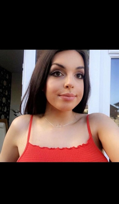 Nacktes geleaktes OnlyFans-Foto von Chloesalpats