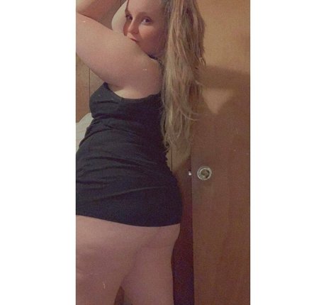Nacktes geleaktes OnlyFans-Foto von Lilstac