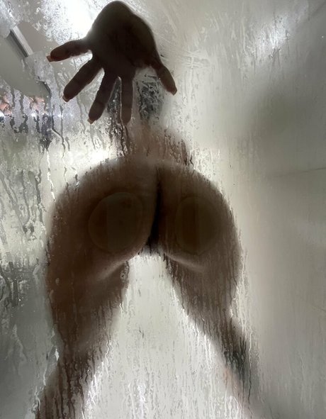 Nacktes geleaktes OnlyFans-Foto von Cattleyaxo