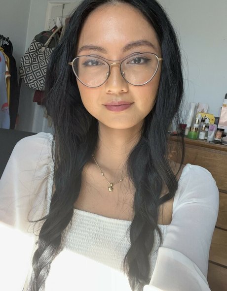Nacktes geleaktes OnlyFans-Foto von Raine