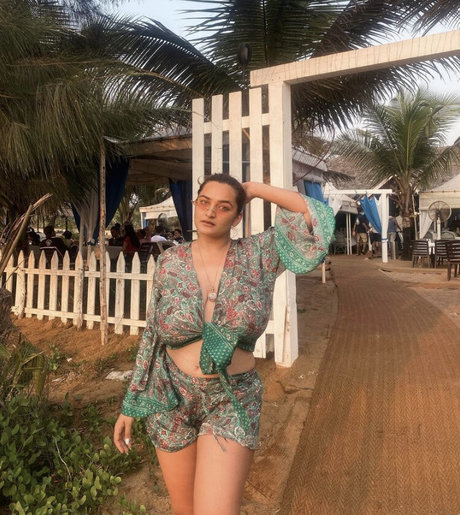 Nacktes geleaktes OnlyFans-Foto von Sonali Malhotra