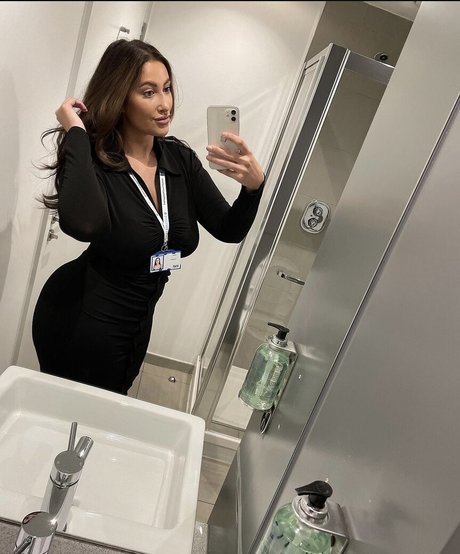 Nacktes geleaktes OnlyFans-Foto von Kirstie V