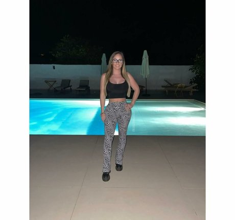 Nacktes geleaktes OnlyFans-Foto von Sophie Defoe