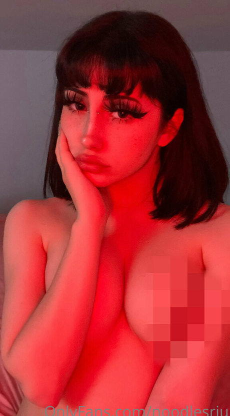 Nacktes geleaktes OnlyFans-Foto von Noodlesriu