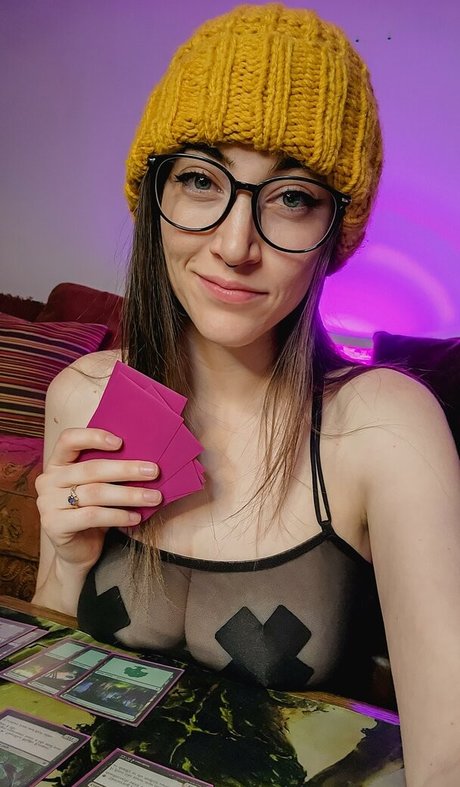 Urhappywaifu