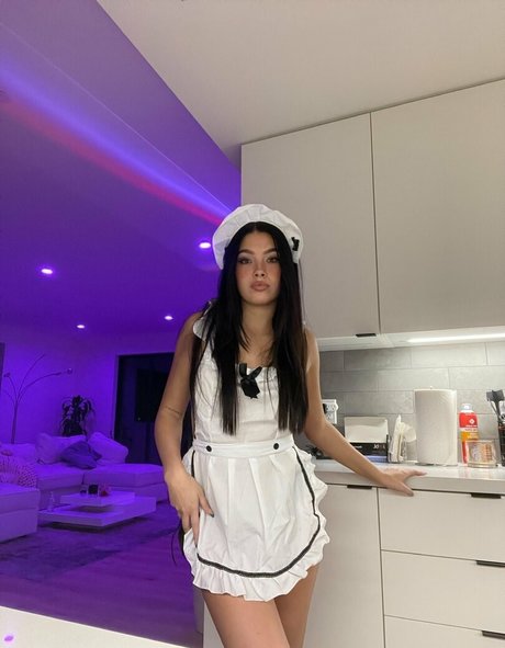 Nacktes geleaktes OnlyFans-Foto von Alexisxbraunn