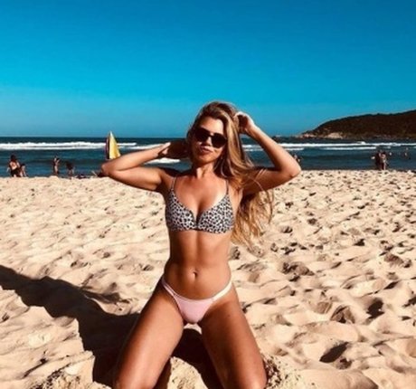 Nacktes geleaktes OnlyFans-Foto von Daianablue