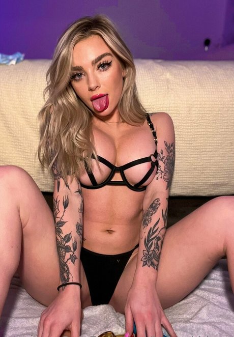 Babyykhloee