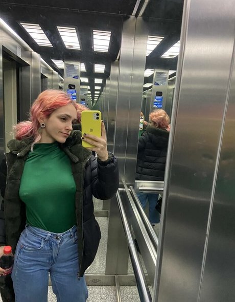 Nacktes geleaktes OnlyFans-Foto von Onlymiauwu