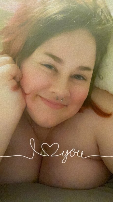 Nacktes geleaktes OnlyFans-Foto von Pinkpacifist