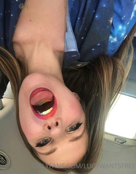 Nacktes geleaktes OnlyFans-Foto von Lucywantsfree
