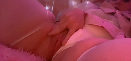 Nacktes geleaktes OnlyFans-Foto von Seduxidoll