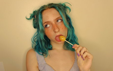 Nacktes geleaktes OnlyFans-Foto von Cherrylollisfw