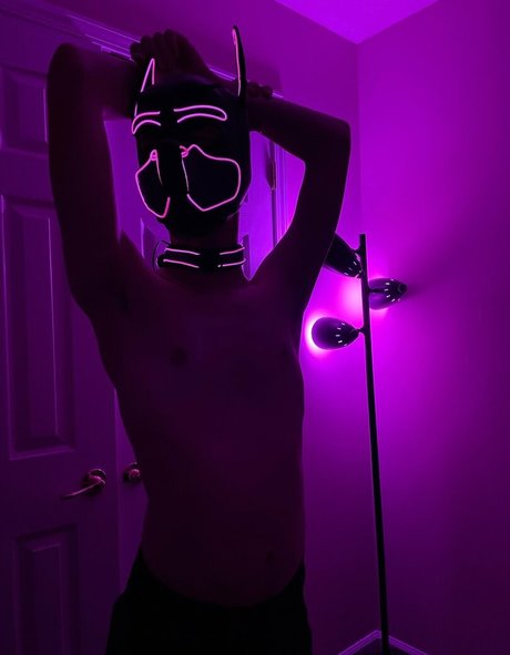 Nacktes geleaktes OnlyFans-Foto von Puphaze
