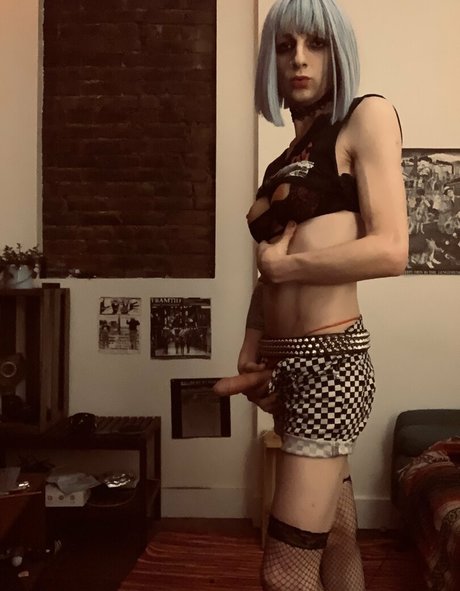 Nacktes geleaktes OnlyFans-Foto von Tsmonicamoon