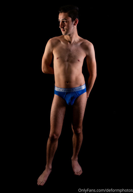 Nacktes geleaktes OnlyFans-Foto von Deformphotos