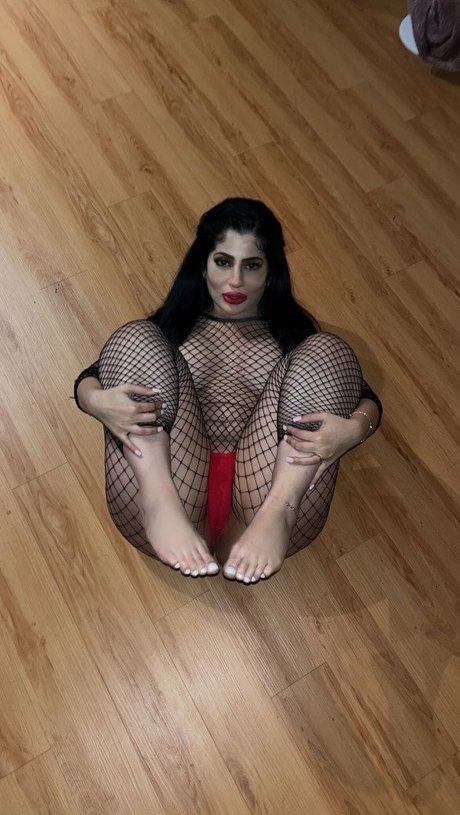 Nacktes geleaktes OnlyFans-Foto von Nadia Ali