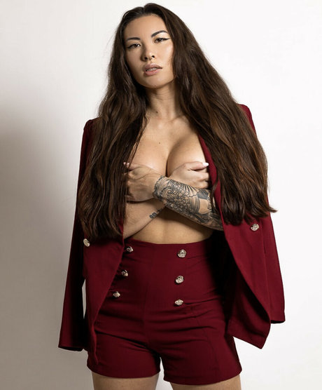 Nacktes geleaktes OnlyFans-Foto von Irisest2020