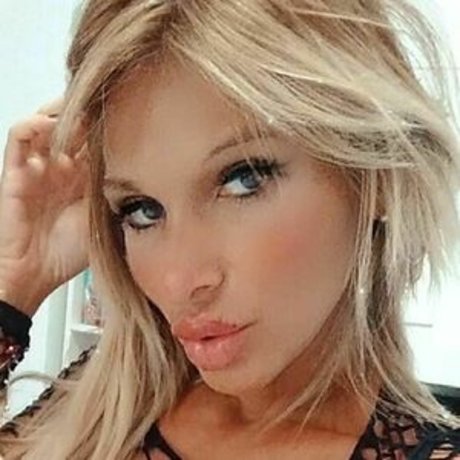 Nacktes geleaktes OnlyFans-Foto von Cecilia Oviedo