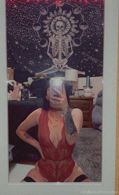 Biggtittygothgirl