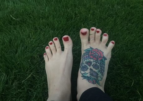 Erinashfordofficial