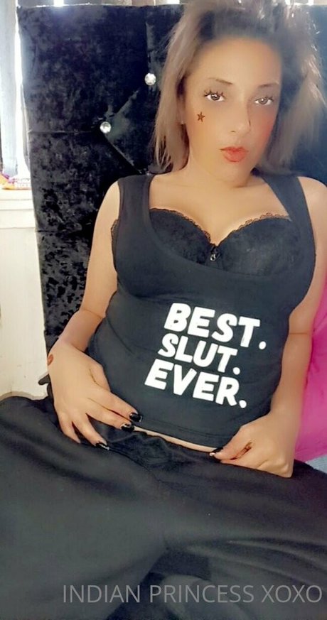Nacktes geleaktes OnlyFans-Foto von Indiangirlnextdoor69
