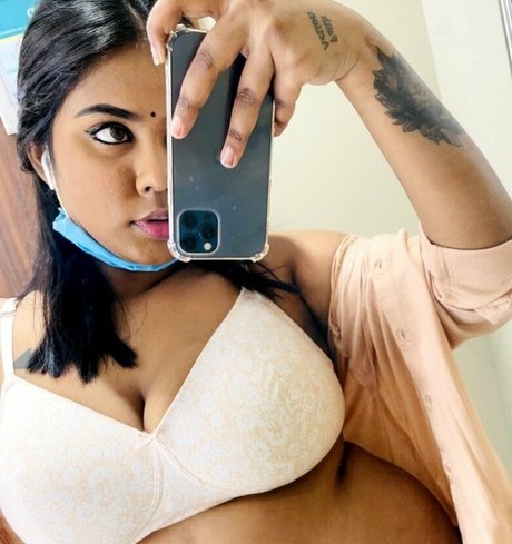 Nacktes geleaktes OnlyFans-Foto von Oasidasprivate
