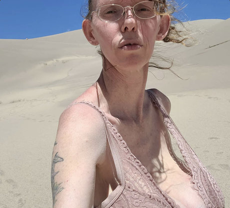 Nacktes geleaktes OnlyFans-Foto von Doria Ann Lee