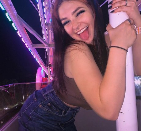 Sarah Lynne Marie
