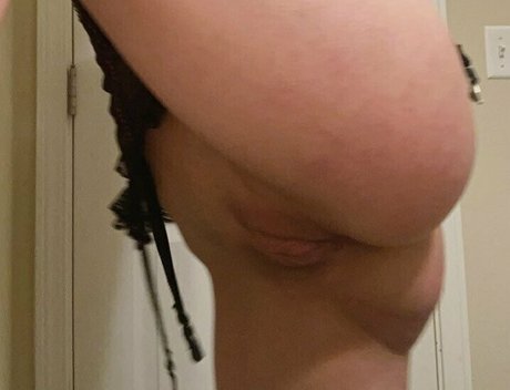 Nacktes geleaktes OnlyFans-Foto von Gambiebambi