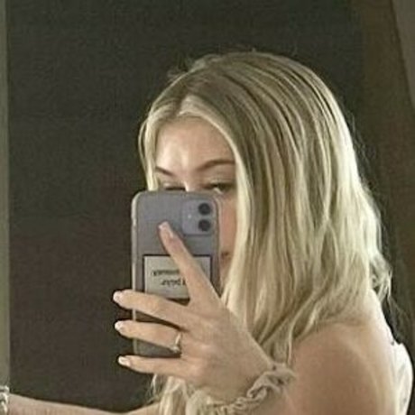Nacktes geleaktes OnlyFans-Foto von Dirtyplasterer