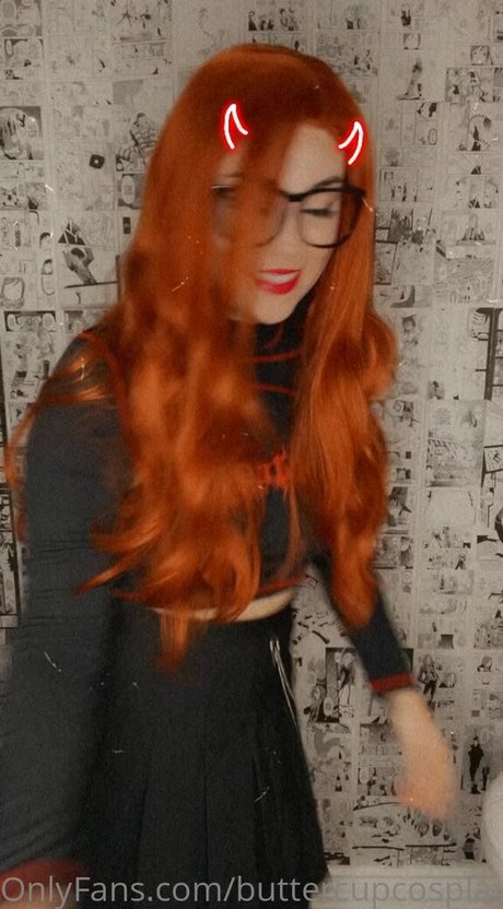 Nacktes geleaktes OnlyFans-Foto von Buttercup Cosplays