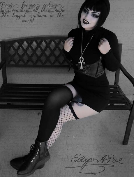 Nacktes geleaktes OnlyFans-Foto von Nightmarekittykat