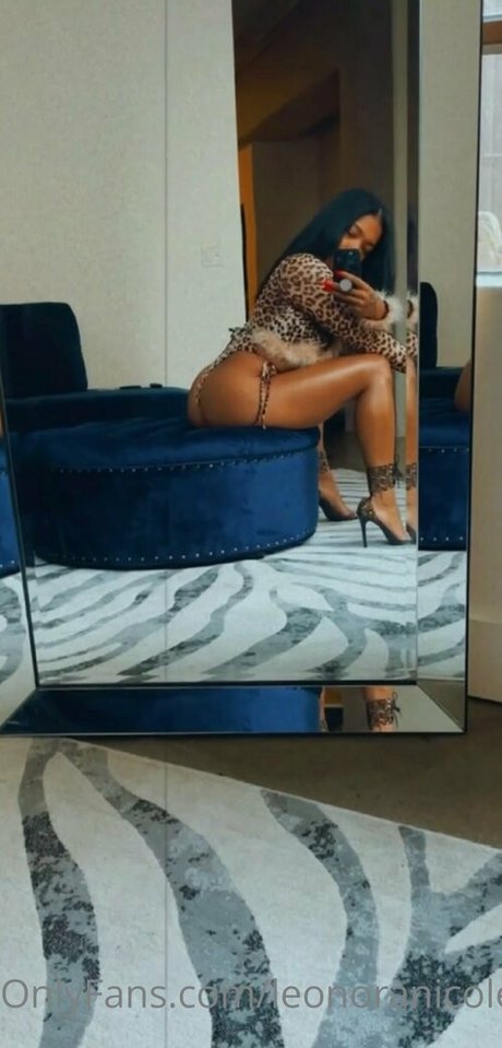 Nacktes geleaktes OnlyFans-Foto von Leonoranicole