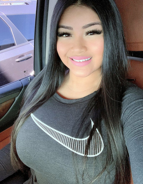 Nacktes geleaktes OnlyFans-Foto von Wildasianflower