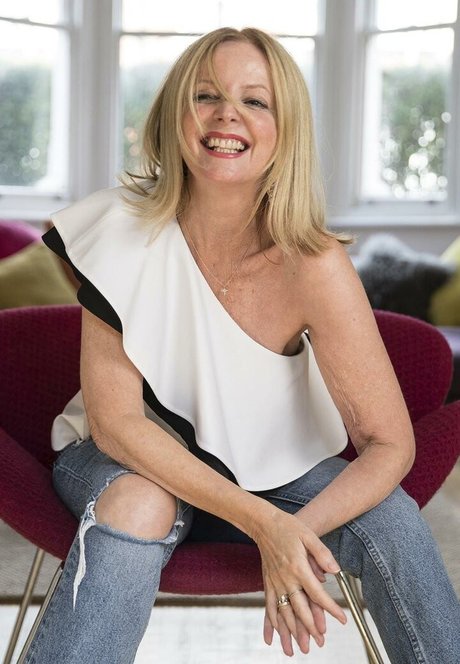 Nacktes geleaktes OnlyFans-Foto von Clare Grogan