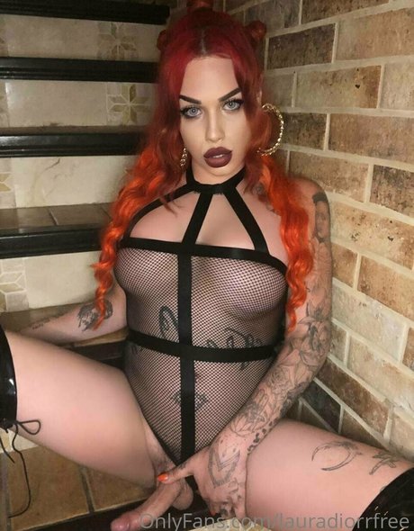 Nacktes geleaktes OnlyFans-Foto von Lauradiorrfree