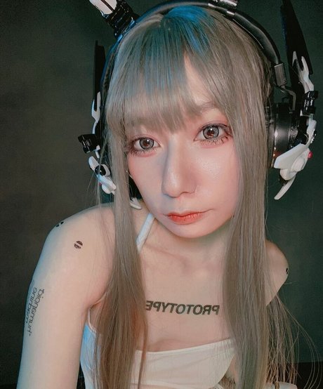Nacktes geleaktes OnlyFans-Foto von Neoneokomaru