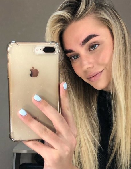 Sandy_blond