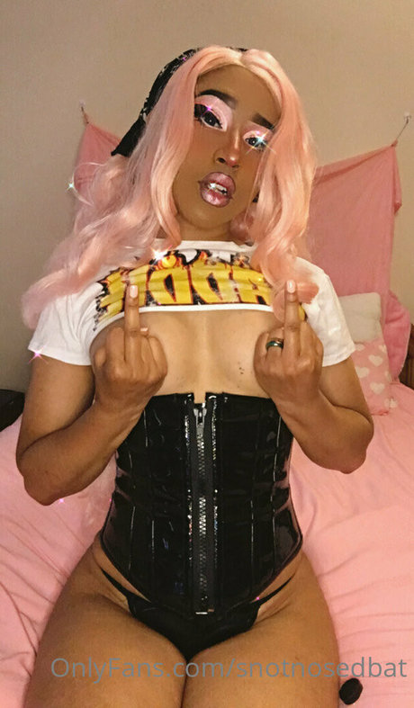 Nacktes geleaktes OnlyFans-Foto von Snotnosedbat